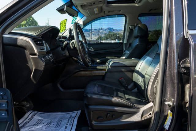 Used 2018 GMC Yukon Denali w/ Denali Ultimate Package AWD/4WD image 6