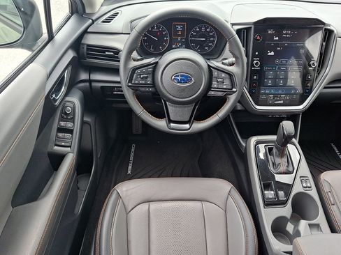 Certified 2024 Subaru Crosstrek 2.5i Limited w/ Crosstrek Mirror Package AWD/4WD image 11