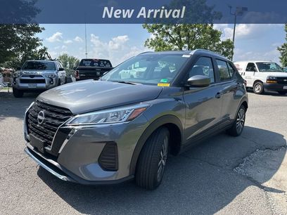 Used 2024 Nissan Kicks SV