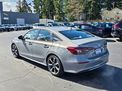 Used 2025 Honda Civic Sport Touring image 14