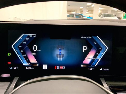 Used 2024 BMW i5 eDrive40i w/ Premium Package RWD image 20