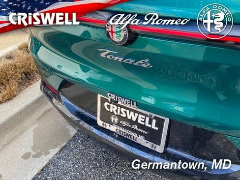 New 2024 Alfa Romeo Tonale Veloce image 14