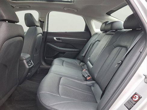 Used 2023 Hyundai Sonata Limited image 11