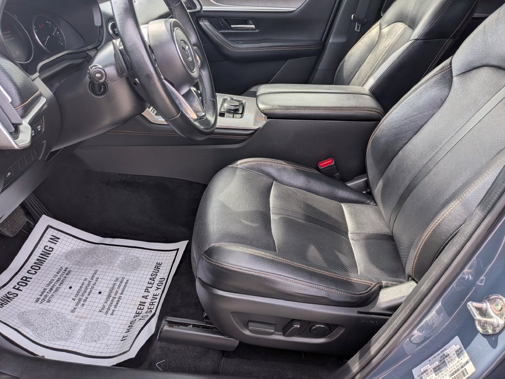 Used 2025 MAZDA CX-70 3.3 Turbo w/ Preferred Package AWD/4WD image 19