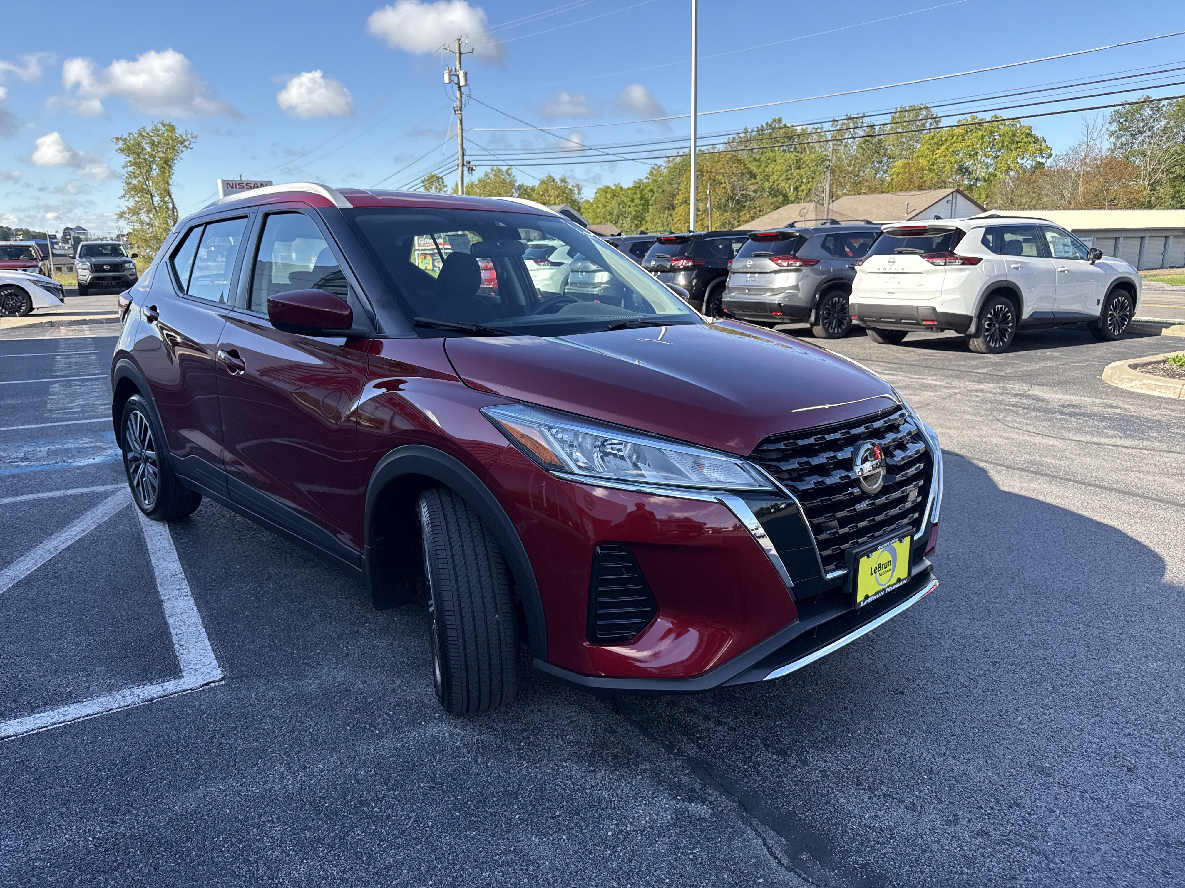 Used 2021 Nissan Kicks SV FWD image 17