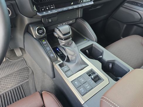 Used 2026 Toyota Land Cruiser image 30