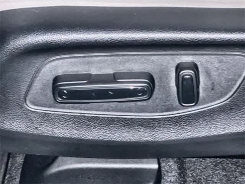 Certified 2026 Honda HR-V EX-L image 31