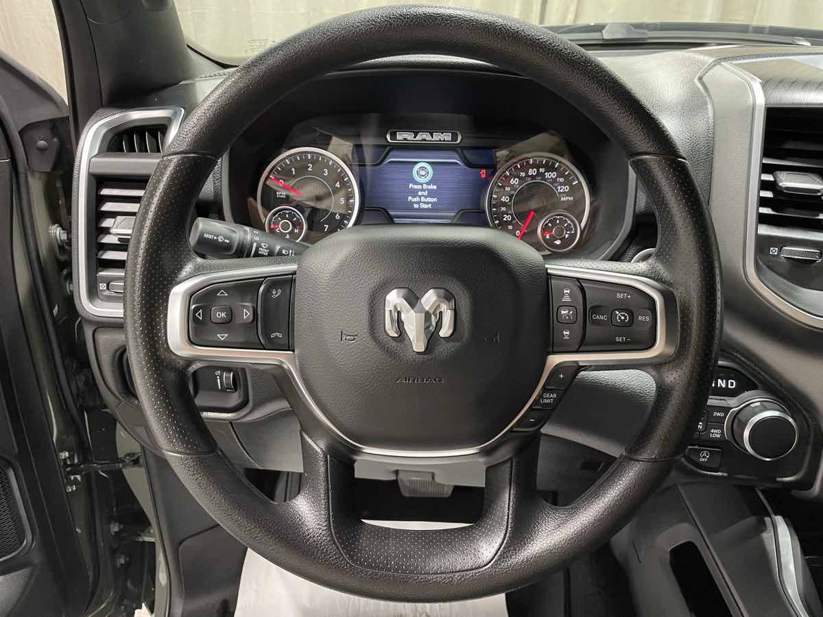 Used 2026 RAM 1500 Express AWD/4WD image 11