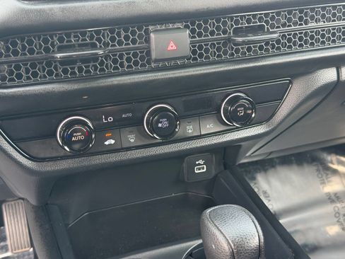 Used 2024 Honda HR-V LX image 21