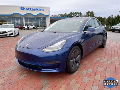Used 2019 Tesla Model 3 Mid Range