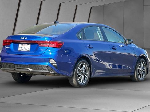 Used 2024 Kia Forte LXS image 4