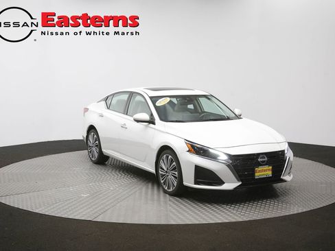 Used 2023 Nissan Altima 2.5 SL AWD/4WD image 51