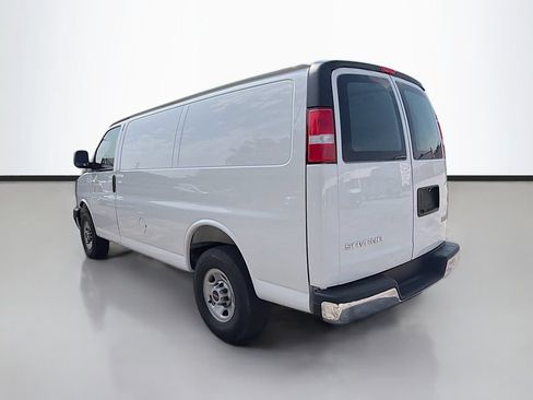 Used 2025 GMC Savana 2500 w/ Driver Convenience Package RWD image 7