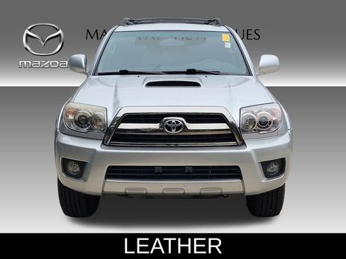 Used 2006 Toyota 4Runner SR5 image 2