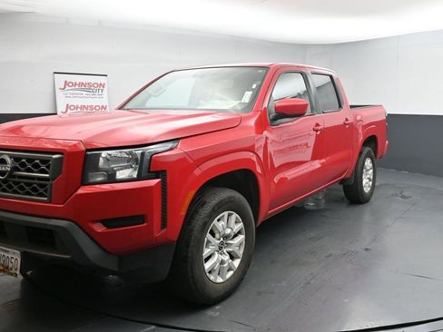 Used 2023 Nissan Frontier SV image 4