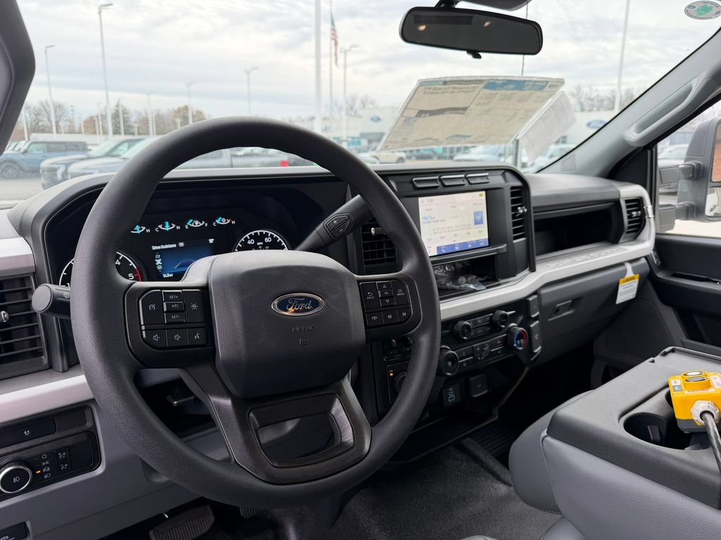 New 2024 Ford F550 4x4 Regular Cab Super Duty image 45