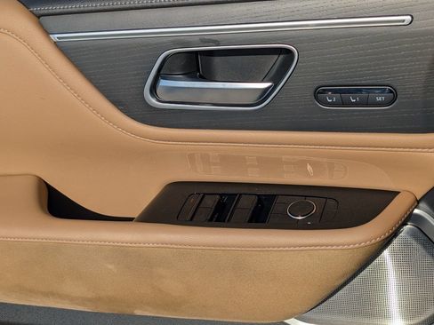 Used 2025 INFINITI QX80 Sensory AWD/4WD image 22