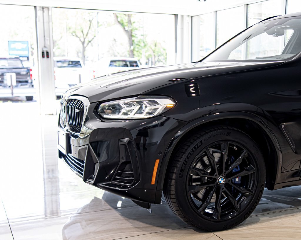 Used 2024 BMW X3 M40i w/ Parking Assistance Package AWD/4WD image 4