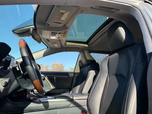 Used 2020 Lexus RX 350L FWD w/ Premium Package image 25