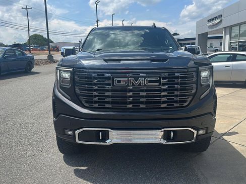 Used 2023 GMC Sierra 1500 Denali Ultimate image 3