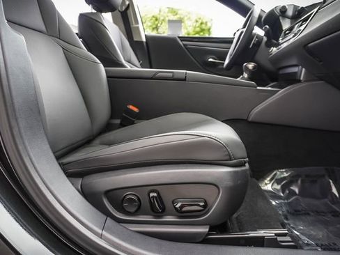 Certified 2024 Lexus ES 250 w/ Accessory Package (Z2) AWD/4WD image 22