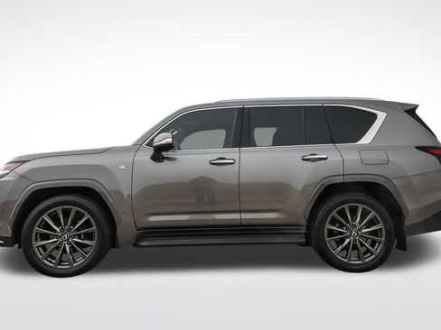Used 2024 Lexus LX 600 F Sport image 8