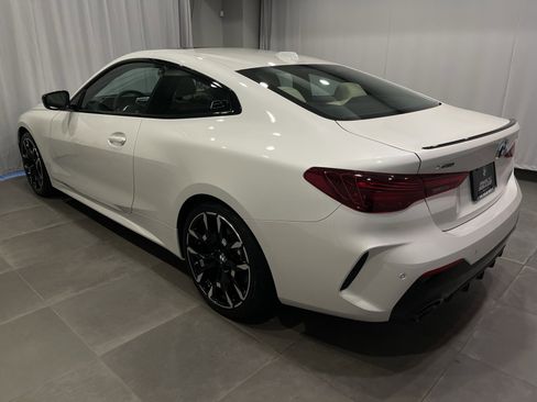 Used 2025 BMW 430i xDrive Coupe w/ M Sport Package image 4