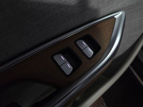 Used 2023 Lucid Air Grand Touring image 32