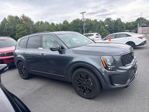 Used 2021 Kia Telluride SX w/ Nightfall Edition Package AWD/4WD image 8