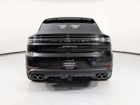New 2025 Porsche Cayenne S image 6