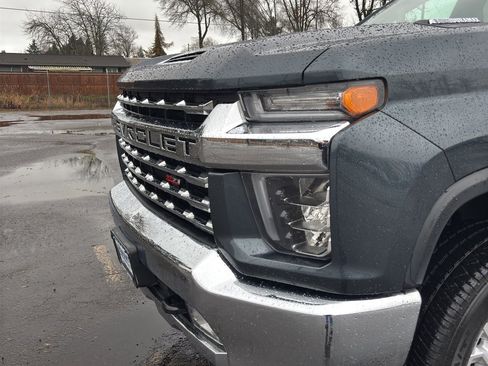 Used 2020 Chevrolet Silverado 3500 LTZ w/ LTZ Convenience Package image 5