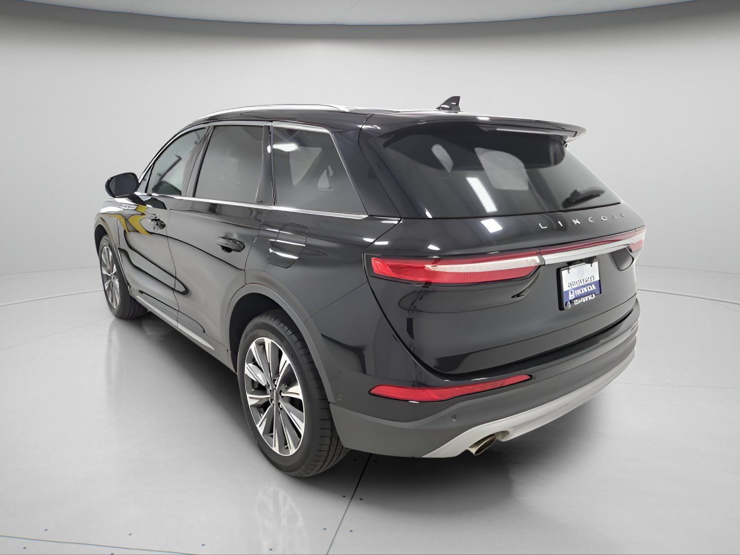 Used 2022 Lincoln Corsair Reserve w/ Equipment Group 201A AWD/4WD image 5