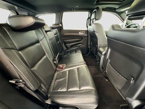 Used 2018 Jeep Grand Cherokee Limited AWD/4WD image 26