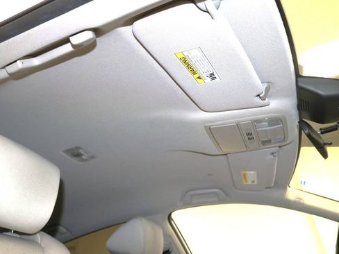 Used 2022 Honda Accord LX image 84