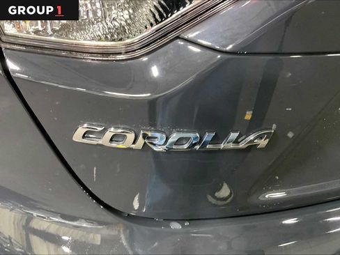 Certified 2025 Toyota Corolla LE FWD image 31