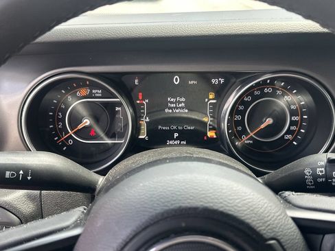 Used 2023 Jeep Wrangler Unlimited Sport w/ Sun And Sound Package AWD/4WD image 26