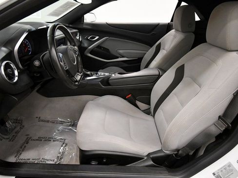 Used 2022 Chevrolet Camaro LT image 14