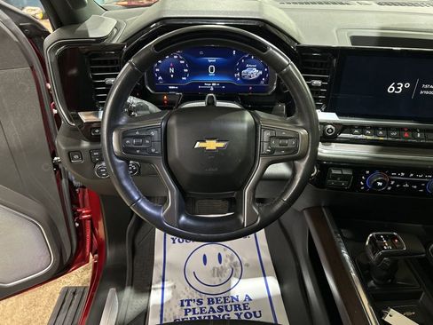 Used 2024 Chevrolet Silverado 1500 High Country AWD/4WD image 29