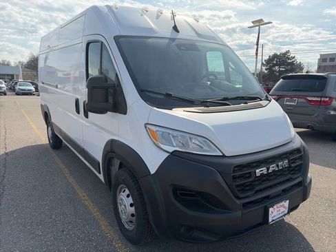 Used 2023 RAM ProMaster 2500 image 2