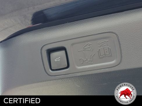 Used 2022 Ford Expedition Limited AWD/4WD image 14
