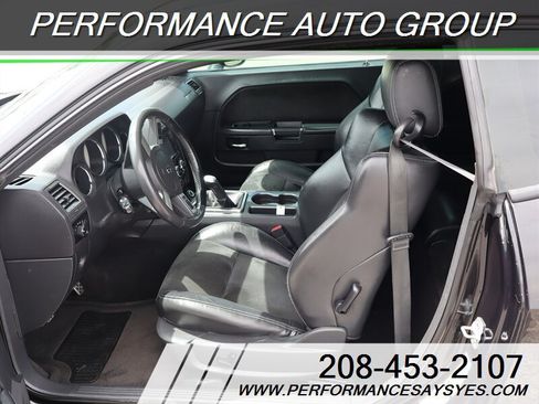 Used 2010 Dodge Challenger SRT8 w/ SRT Option Group II RWD image 14