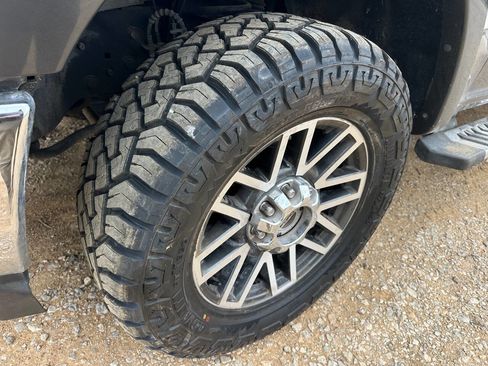 Used 2017 Ford F350 Lariat w/ Lariat Value Package image 17