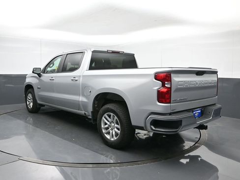 Used 2021 Chevrolet Silverado 1500 LT image 4