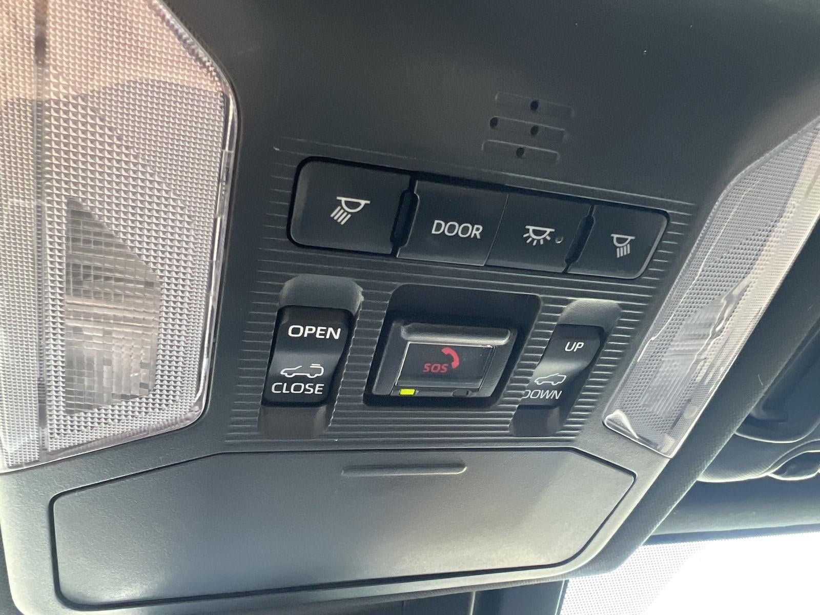 Used 2023 Toyota RAV4 XSE AWD/4WD image 27