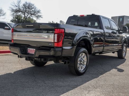 Used 2022 Ford F350 Platinum w/ FX4 Off-Road Package image 7