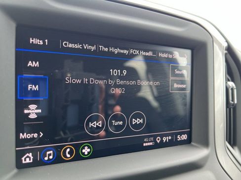 Used 2024 Chevrolet Silverado 1500 Custom w/ Dark Appearance Package image 13