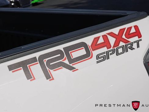 Used 2023 Toyota Tacoma TRD Sport AWD/4WD image 8