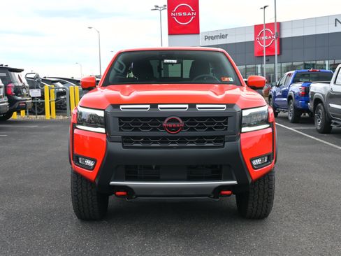 New 2026 Nissan Frontier PRO-4X w/ Pro-4x Convenience Package image 3