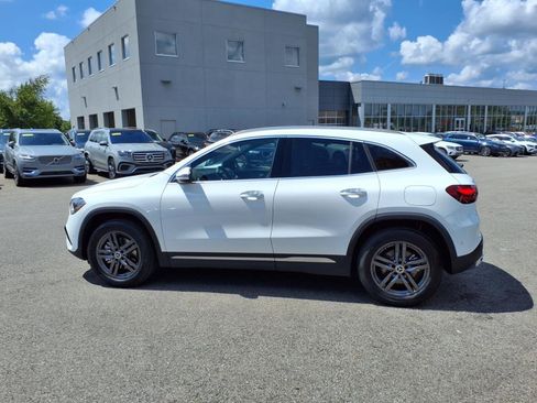 Used 2026 Mercedes-Benz GLA 250 4MATIC image 6