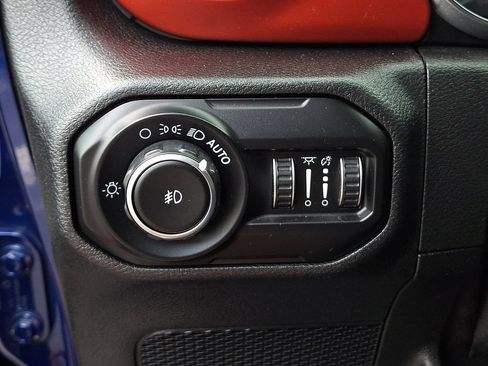 Used 2020 Jeep Wrangler Unlimited Rubicon w/ Steel Bumper Group AWD/4WD image 23